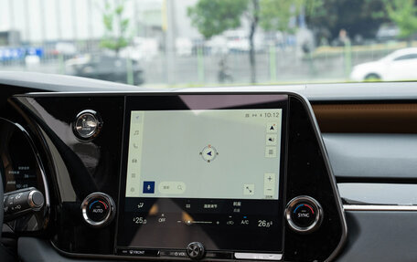 Lexus RX IV рестайлинг, 2024 год, 7 025 000 рублей, 6 фотография