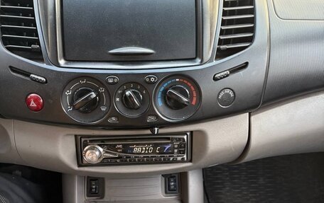 Mitsubishi L200 IV рестайлинг, 2007 год, 750 000 рублей, 3 фотография