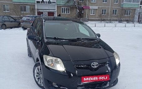 Toyota Auris II, 2008 год, 700 000 рублей, 2 фотография