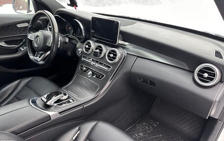 Mercedes-Benz C-Класс, 2017 год, 2 600 000 рублей, 14 фотография