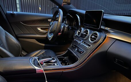 Mercedes-Benz C-Класс, 2017 год, 2 600 000 рублей, 16 фотография