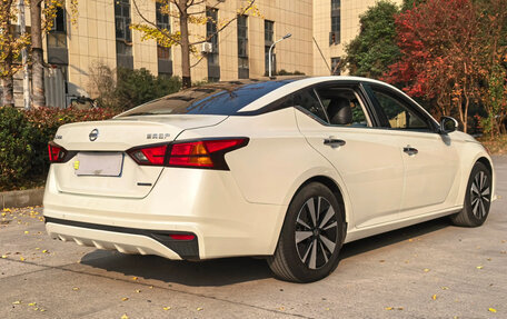 Nissan Altima VI (L34), 2022 год, 2 165 000 рублей, 2 фотография