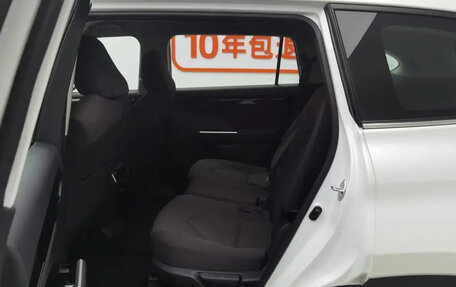 Toyota Highlander, 2024 год, 7 040 000 рублей, 10 фотография