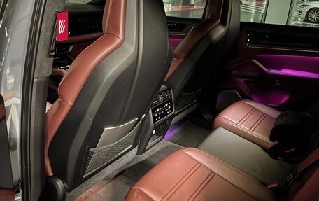 Porsche Cayenne III, 2024 год, 20 360 000 рублей, 5 фотография