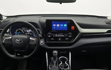 Toyota Highlander, 2024 год, 7 040 000 рублей, 5 фотография
