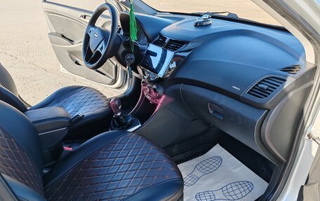 Hyundai Solaris II рестайлинг, 2014 год, 790 000 рублей, 11 фотография