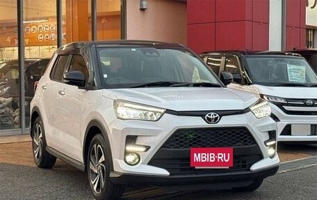 Toyota Raize I, 2022 год, 1 188 000 рублей, 6 фотография