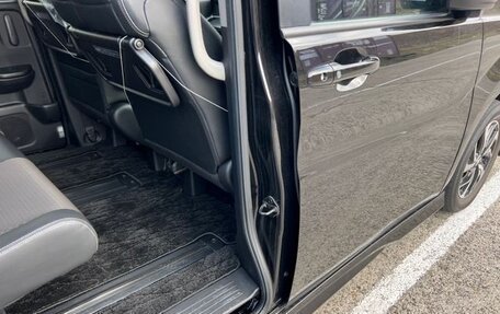 Honda Stepwgn IV, 2021 год, 2 360 000 рублей, 26 фотография