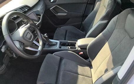 Audi Q3, 2022 год, 3 045 000 рублей, 4 фотография