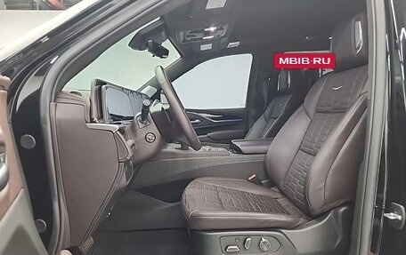 Cadillac Escalade V, 2024 год, 13 720 000 рублей, 3 фотография