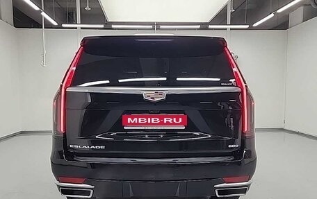 Cadillac Escalade V, 2024 год, 13 720 000 рублей, 2 фотография