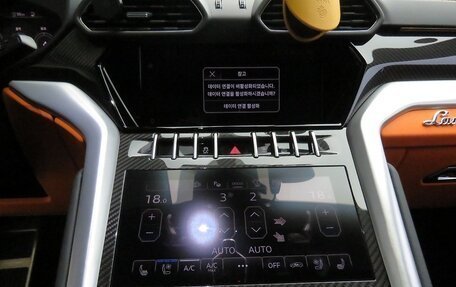 Lamborghini Urus I, 2024 год, 29 470 000 рублей, 10 фотография