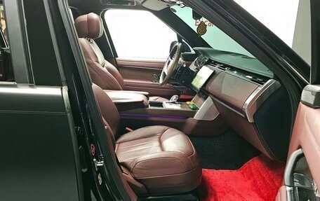 Land Rover Range Rover IV рестайлинг, 2024 год, 19 990 000 рублей, 5 фотография