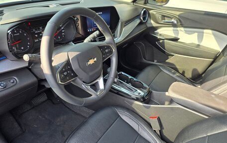 Chevrolet Trax, 2024 год, 2 140 000 рублей, 3 фотография