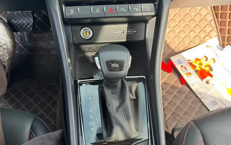 Skoda Karoq I, 2022 год, 2 595 000 рублей, 6 фотография