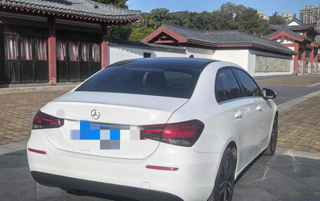 Mercedes-Benz A-Класс, 2022 год, 2 300 000 рублей, 2 фотография