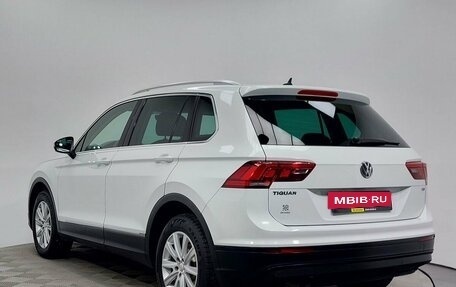 Volkswagen Tiguan II, 2017 год, 1 999 000 рублей, 7 фотография