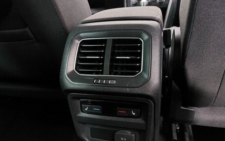 Volkswagen Tiguan II, 2017 год, 1 999 000 рублей, 18 фотография