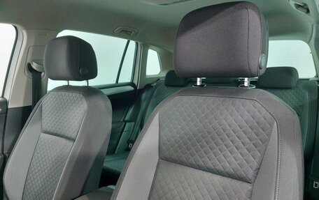 Volkswagen Tiguan II, 2017 год, 1 999 000 рублей, 16 фотография