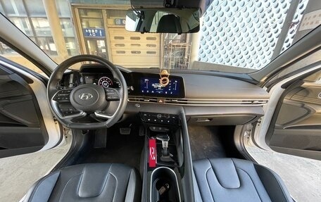 Hyundai Elantra, 2021 год, 1 525 280 рублей, 7 фотография