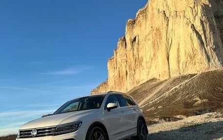 Volkswagen Tiguan II, 2019 год, 3 100 000 рублей, 2 фотография