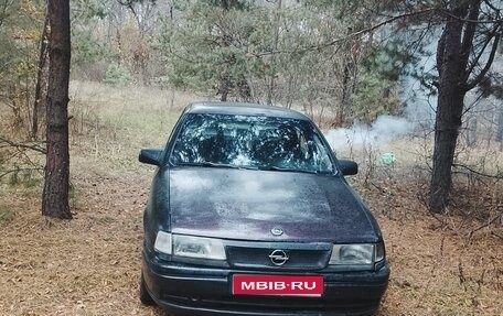 Opel Vectra A, 1995 год, 55 000 рублей, 1 фотография