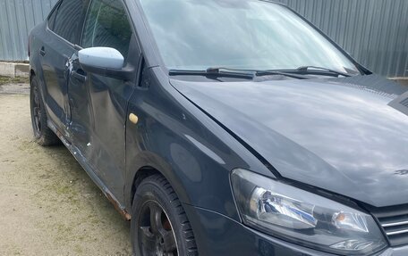 Volkswagen Polo VI (EU Market), 2014 год, 280 000 рублей, 1 фотография