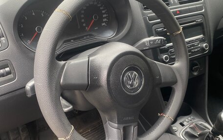 Volkswagen Polo VI (EU Market), 2014 год, 280 000 рублей, 21 фотография