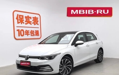 Volkswagen Golf VIII, 2022 год, 1 600 000 рублей, 1 фотография