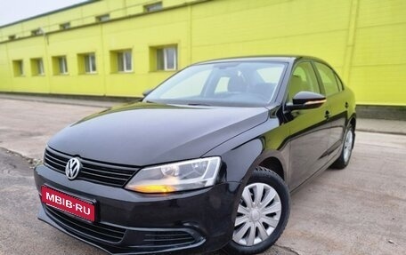 Volkswagen Jetta VI, 2013 год, 780 000 рублей, 1 фотография