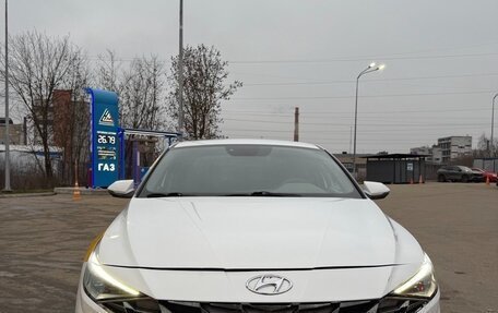 Hyundai Elantra, 2021 год, 1 200 000 рублей, 4 фотография