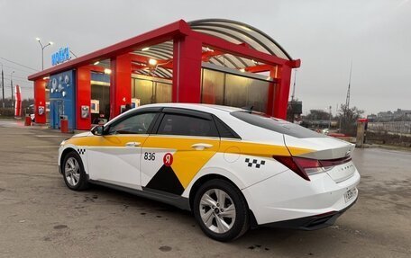 Hyundai Elantra, 2021 год, 1 200 000 рублей, 5 фотография