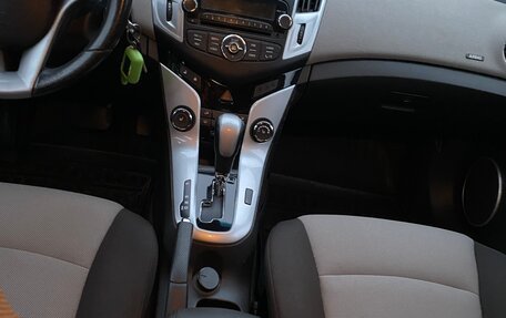 Chevrolet Cruze II, 2014 год, 850 000 рублей, 8 фотография