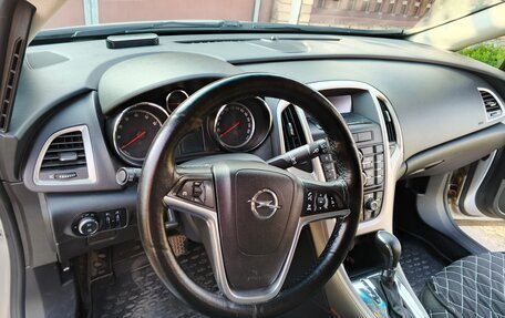 Opel Astra J, 2010 год, 750 000 рублей, 15 фотография