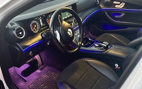 Mercedes-Benz E-Класс, 2017 год, 2 710 000 рублей, 8 фотография