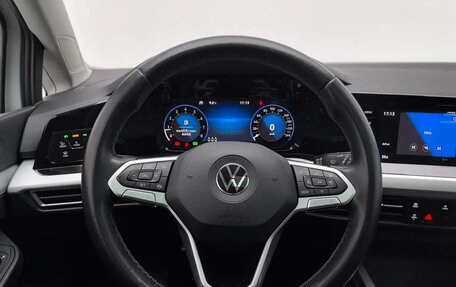 Volkswagen Golf VIII, 2022 год, 1 600 000 рублей, 10 фотография