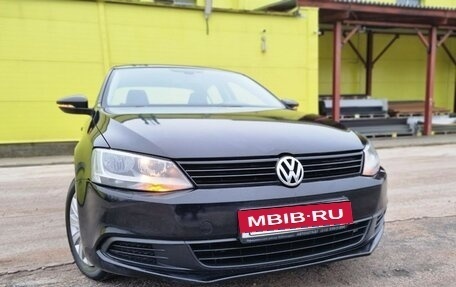 Volkswagen Jetta VI, 2013 год, 780 000 рублей, 13 фотография