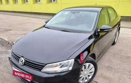 Volkswagen Jetta VI, 2013 год, 780 000 рублей, 14 фотография