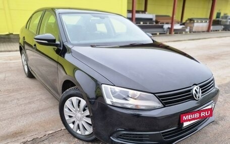 Volkswagen Jetta VI, 2013 год, 780 000 рублей, 3 фотография