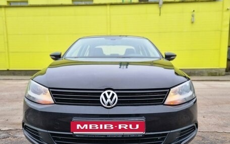 Volkswagen Jetta VI, 2013 год, 780 000 рублей, 24 фотография