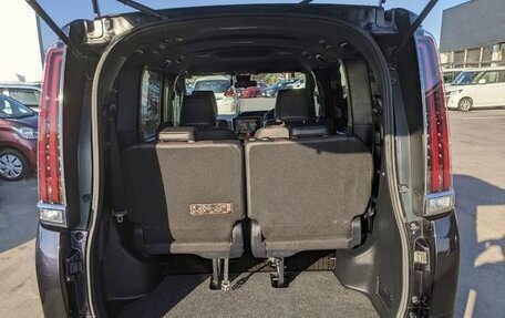Toyota Esquire I, 2021 год, 2 093 000 рублей, 20 фотография
