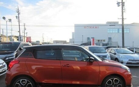 Suzuki Swift V, 2022 год, 1 210 000 рублей, 6 фотография