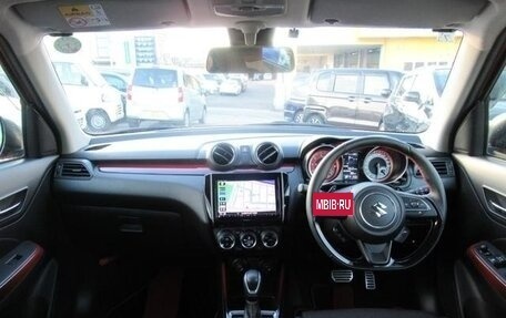 Suzuki Swift V, 2022 год, 1 210 000 рублей, 10 фотография