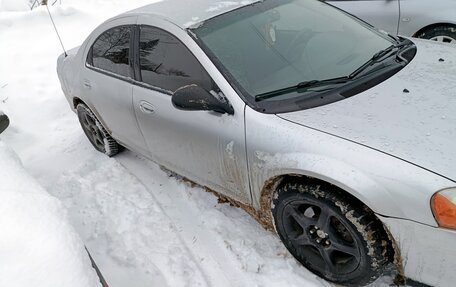 Dodge Stratus II, 2004 год, 420 000 рублей, 4 фотография
