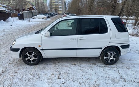 Toyota Raum I, 2001 год, 399 999 рублей, 6 фотография