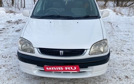 Toyota Raum I, 2001 год, 399 999 рублей, 3 фотография