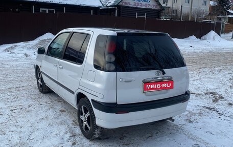 Toyota Raum I, 2001 год, 399 999 рублей, 7 фотография