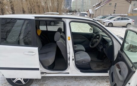 Toyota Raum I, 2001 год, 399 999 рублей, 19 фотография