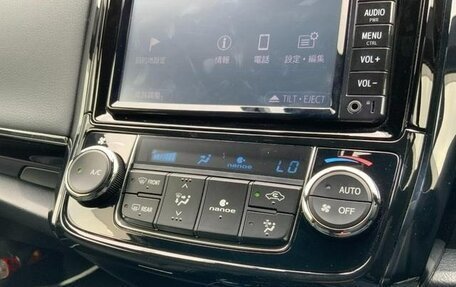 Toyota Corolla, 2018 год, 1 200 000 рублей, 13 фотография