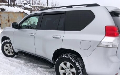 Toyota Land Cruiser Prado 150 рестайлинг 2, 2013 год, 2 450 000 рублей, 5 фотография